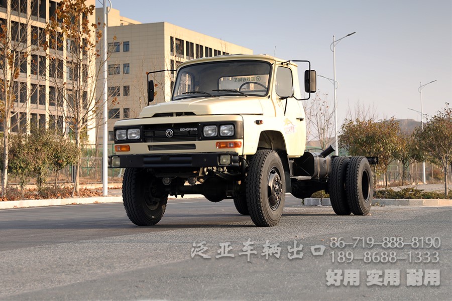 东风四驱尖头大玻璃越野卡车底盘_EQ1093出口专用车底盘_4*4东风卡车底盘改装厂家